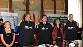 NO 
 ALLA VIOLENZA CONTRO LE DONNE 2 viol193 - NO 
 ALLA VIOLENZA CONTRO LE DONNE