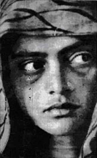 MAT
COLLISHAW - BLACK MIRROR. ROMA, GALLERIA BORGHESE 3 mmc - MAT
COLLISHAW - BLACK MIRROR. ROMA, GALLERIA BORGHESE