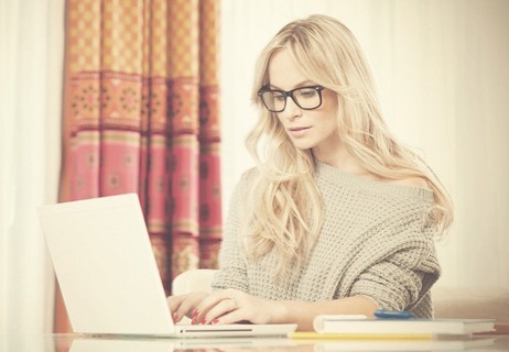 AL 
 VIA IL CONCORSO DI SCRITTURA FEMMINILE "CITTA' DI TRIESTE"
 500 EURO ALLA PRIMA CLASSIFICATA 2 ct - AL 
 VIA IL CONCORSO DI SCRITTURA FEMMINILE "CITTA' DI TRIESTE"
 500 EURO ALLA PRIMA CLASSIFICATA