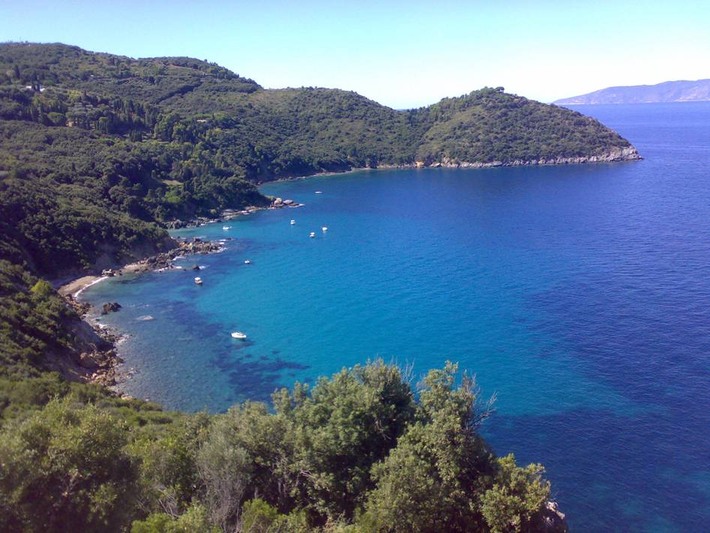 bb1 - BANDIERE  BLU, ARGENTARIO PER IL SECONDO ANNO AL TOP IN ITALIA. CIRCEO  IN CLASSIFICA CON TRE SPIAGGE NEI PRIMI 100