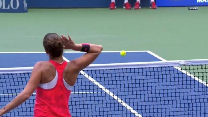 ROBERTA 
 VINCI DA IMPAZZIRE! BATTE SERENA WILLIAMS E VOLA IN FINALE CON 
 LA PENNETTA 2 rv - ROBERTA 
 VINCI DA IMPAZZIRE! BATTE SERENA WILLIAMS E VOLA IN FINALE CON 
 LA PENNETTA