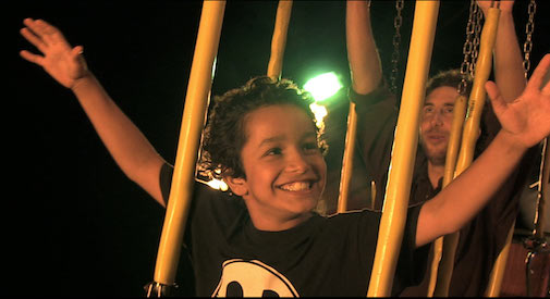 sup - "SARA'  UN PAESE", ORIGINALE VIAGGIO NELL'ITALIA DI OGGI ATTRAVERSO  LO SGUARDO DI UN BAMBINO DI DIECI ANNI