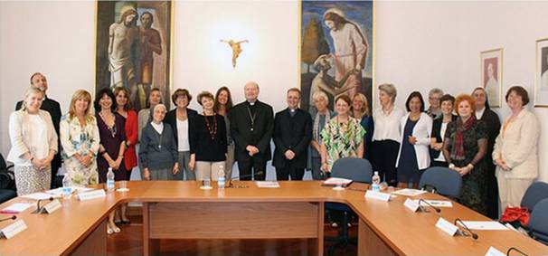 CRISTIANE, 
 EBREE E MUSULMANE: UN DIALOGO PER ESSERE MOTORI DI CAMBIAMENTO
 2 cem - CRISTIANE, 
 EBREE E MUSULMANE: UN DIALOGO PER ESSERE MOTORI DI CAMBIAMENTO