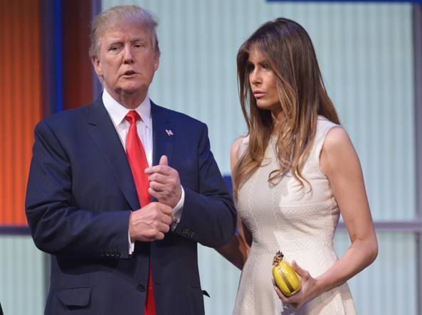 DONALD 
 TRUMP: AVANCE, INSULTI E PROVOCAZIONI A DECINE DI DONNE 2 dotr - DONALD 
 TRUMP: AVANCE, INSULTI E PROVOCAZIONI A DECINE DI DONNE