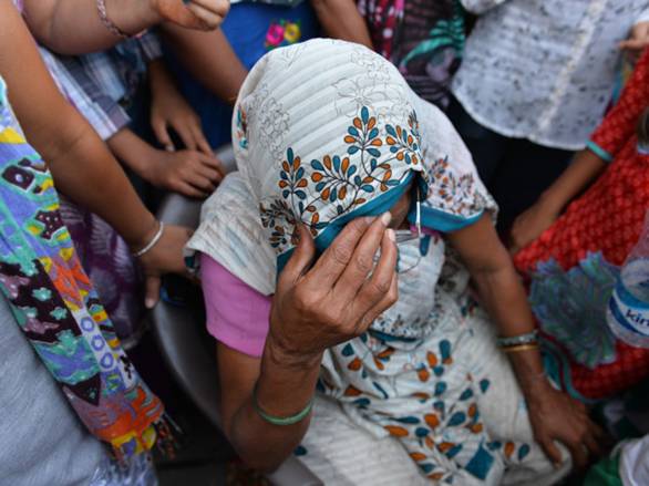 APPROVATE
ALL'UNANIMITA' IN SENATO DUE MOZIONI CONTRO LA PRATICA DELLE
SPOSE BAMBINE 2 sb16 - APPROVATE
ALL'UNANIMITA' IN SENATO DUE MOZIONI CONTRO LA PRATICA DELLE
SPOSE BAMBINE