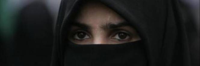 DIVORZIO
MUSULMANO E' A PORTATA DI SMARTPHONE E LE DONNE DICONO "NO" 2 india1701 1 - DIVORZIO
MUSULMANO E' A PORTATA DI SMARTPHONE E LE DONNE DICONO "NO"