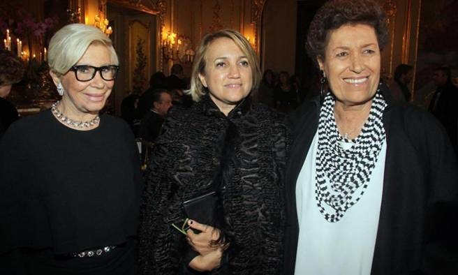 ADDIO
A CARLA FENDI, E' MORTA A 80 ANNI LA STILISTA MECENATE 2 cf - ADDIO
A CARLA FENDI, E' MORTA A 80 ANNI LA STILISTA MECENATE